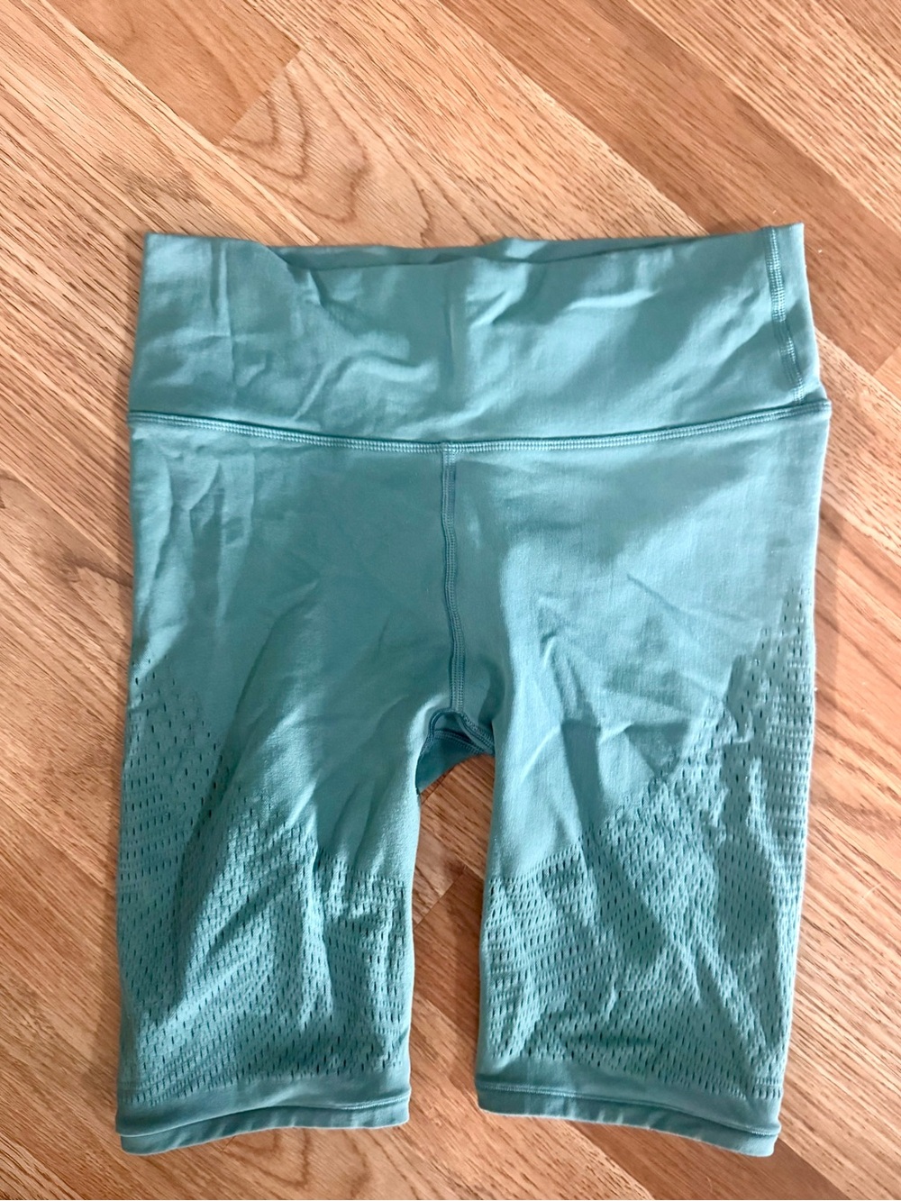 Lululemon Align shorts